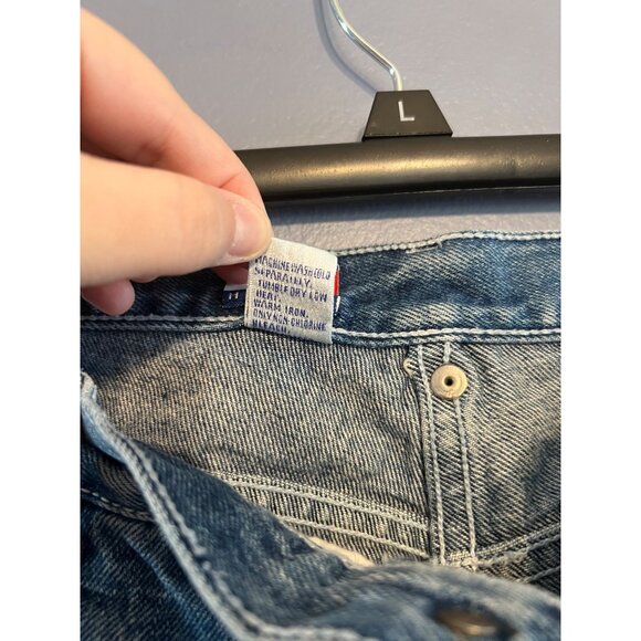 Vintage Y2K Men’s Tommy Hilfiger Light Wash Loose Fitting Jeans Button Fly 38x32 - Picture 10 of 10